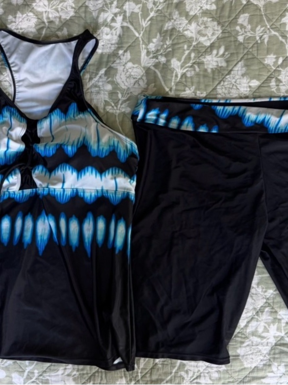 Black & Blue Printed Women's Swim Tankini Set
